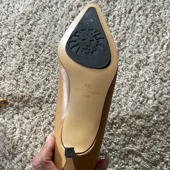 Anne Klein 8.5 Bootie - Picture 3 of 6